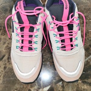 Reebok Classic Sneakers